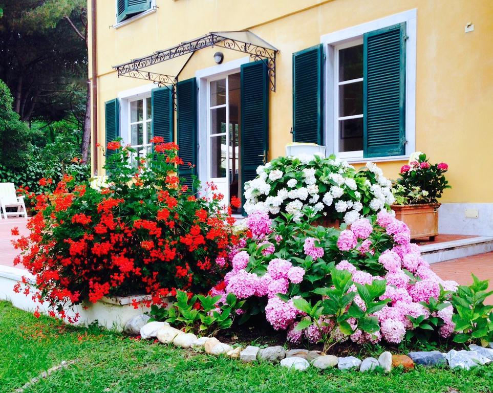 Hotel Villa Fiorisella Marina di Massa Exteriér fotografie