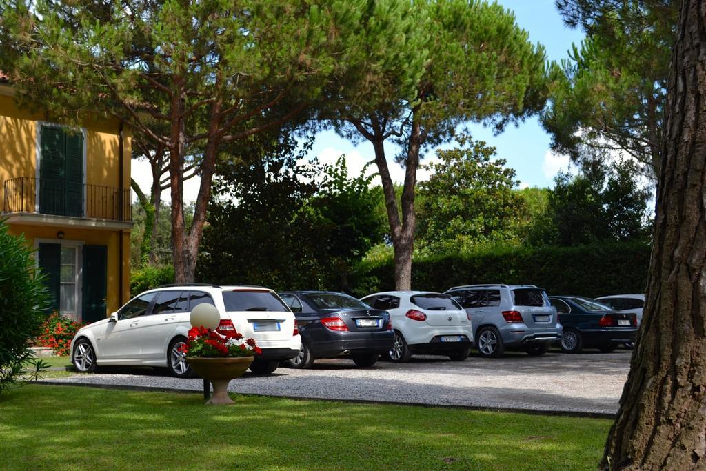 Hotel Villa Fiorisella Marina di Massa Exteriér fotografie